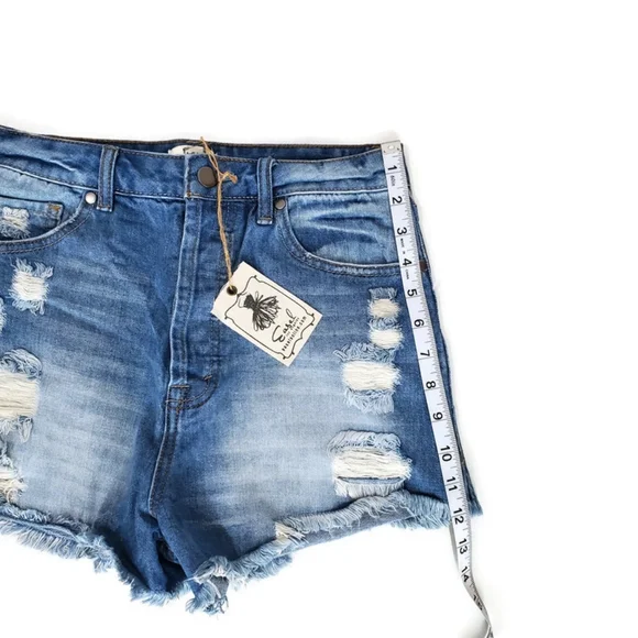 Easel Los Angeles Distressed Denim Shorts High Rise NWT Size Small Button Fly - Picture 5 of 11